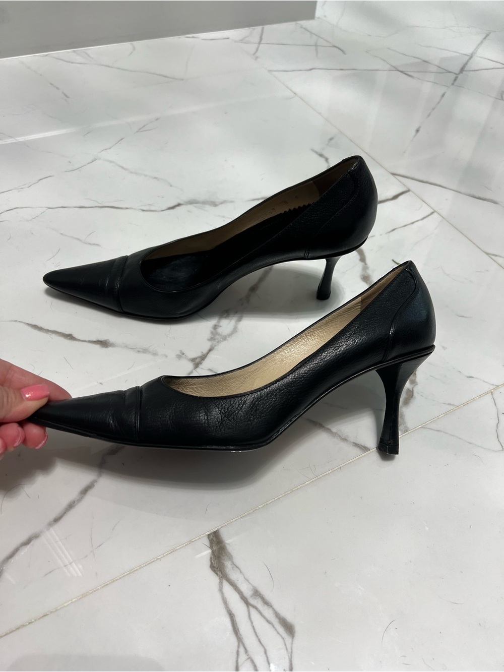 Vintage Gucci Black Leather Pointed Toe Pumps Heels – Made in Italy – Size 8B - Picture 5 of 11